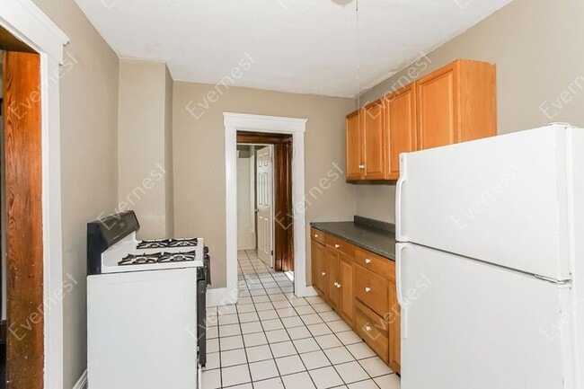 Building Photo - 9423 Denison Ave