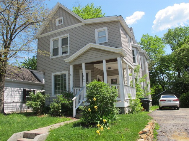 Primary Photo - 3766 Isabella Ave