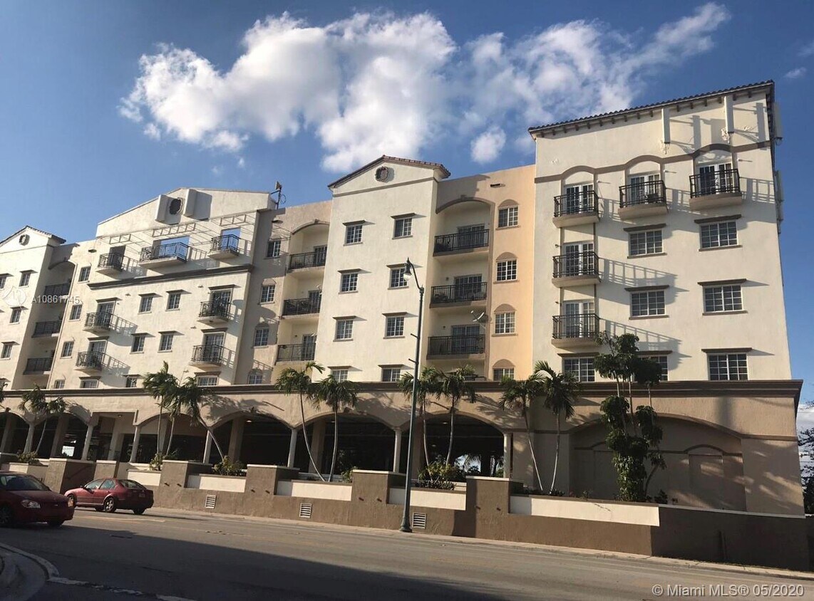 5271 SW 8th St Unit 415, Coral Gables, FL 33134 Condo for Rent in