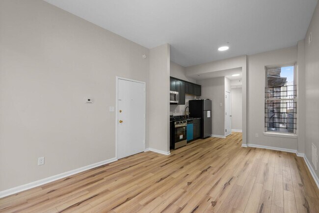 Foto del edificio - 2021 E Baltimore St