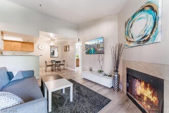 Building Photo - 4200 S Valley View Blvd