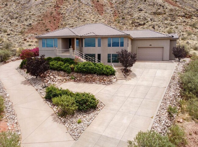 Building Photo - Amazing Hurricane Home Available NOW!