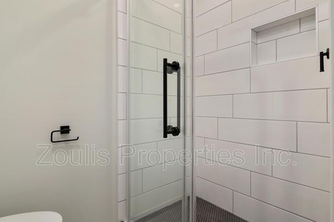 Foto del edificio - 607 Ponca St