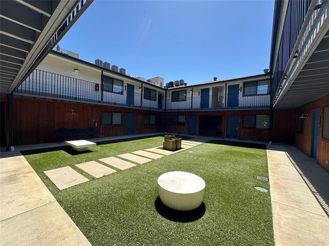 Foto del edificio - 4526 Munger Ave