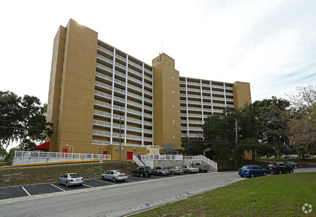 Building Photo - Barbee Towers