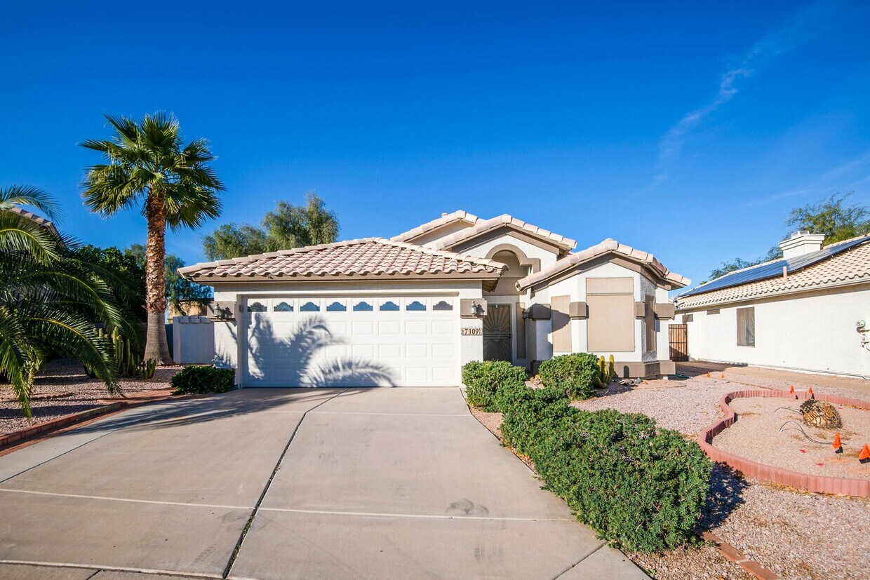 Primary Photo - COMING SOON! Beautiful Single Family Home ...
