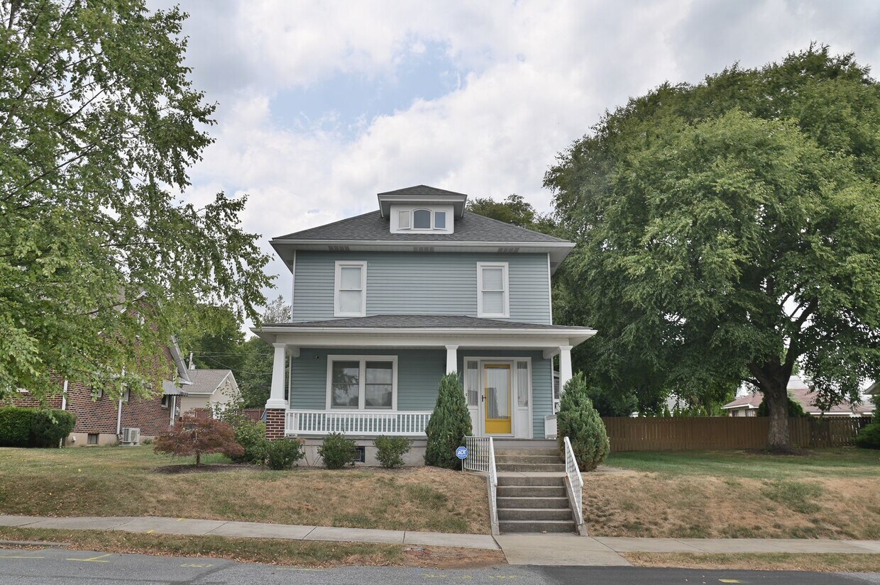 Primary Photo - Gorgeous 3 Bedroom in Hershey