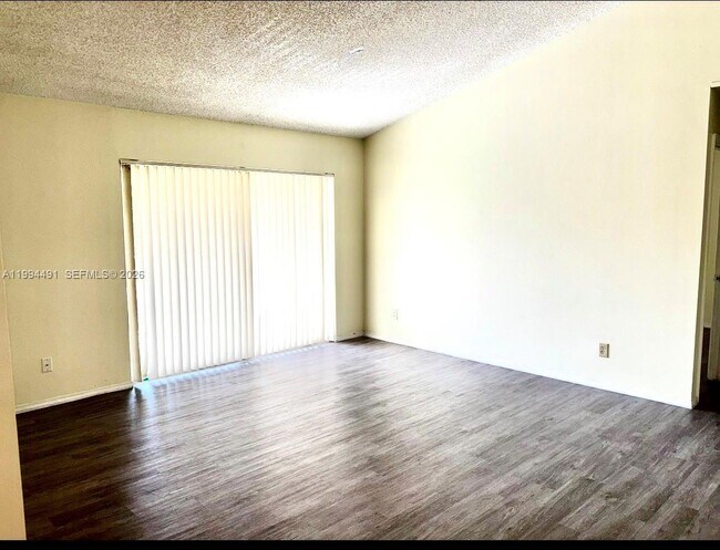 Foto del edificio - 10521 SW 158th Ct