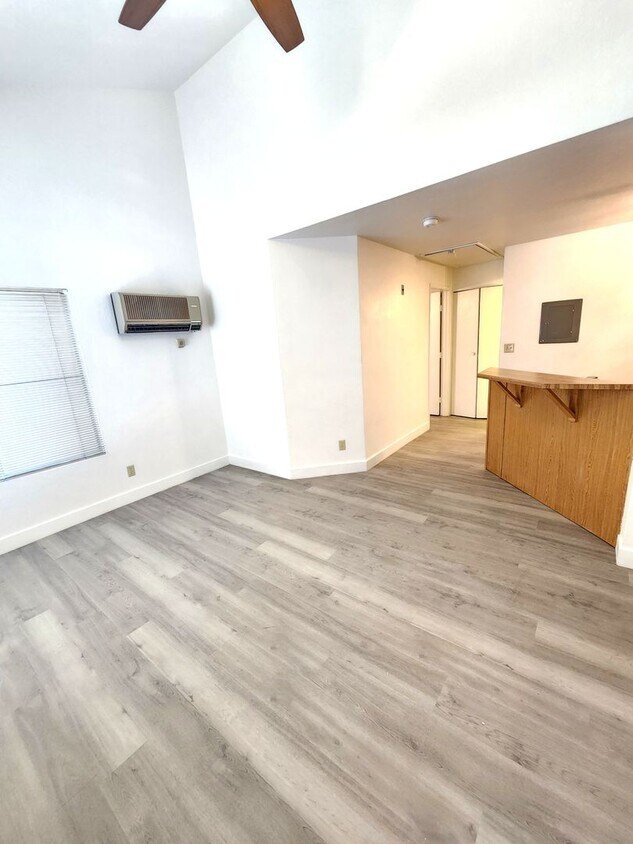 Primary Photo - Charming Condo in the city of Las Vegas