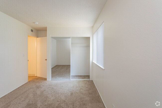 Habitación de 1 dormitorio y 1 baño - Foxdale