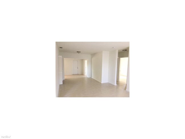 Foto del edificio - 3331 SW 35th St