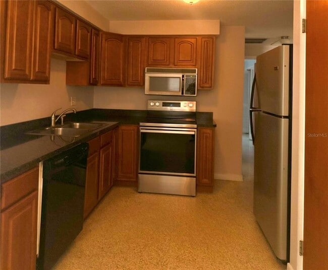 Foto del edificio - 2054 Broadway Ave