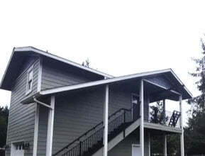 Building Photo - 186 Ocean Blvd Building Photo - 186 Ocean Blvd