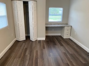 Building Photo - 110345 Providence Rd