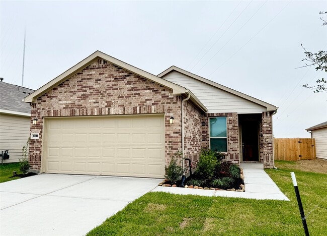 Foto del edificio - 3026 Dardanos Ln