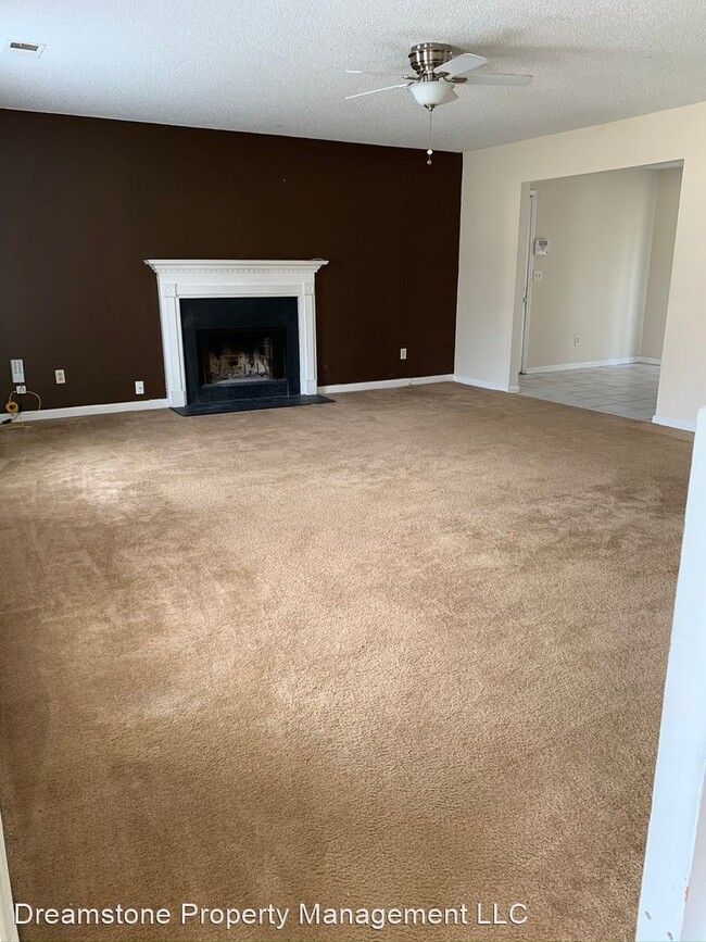 Building Photo - 4 br, 2 bath House - 1229 Regal Heights Drive