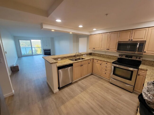 Foto del edificio - 15020 Bothell Way NE