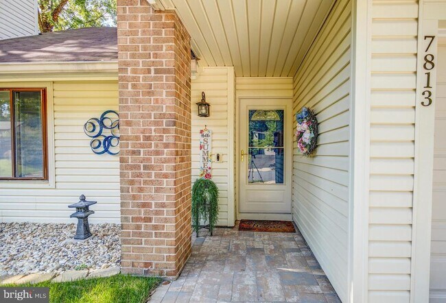 Building Photo - 7813 Mulberry Bottom Ln