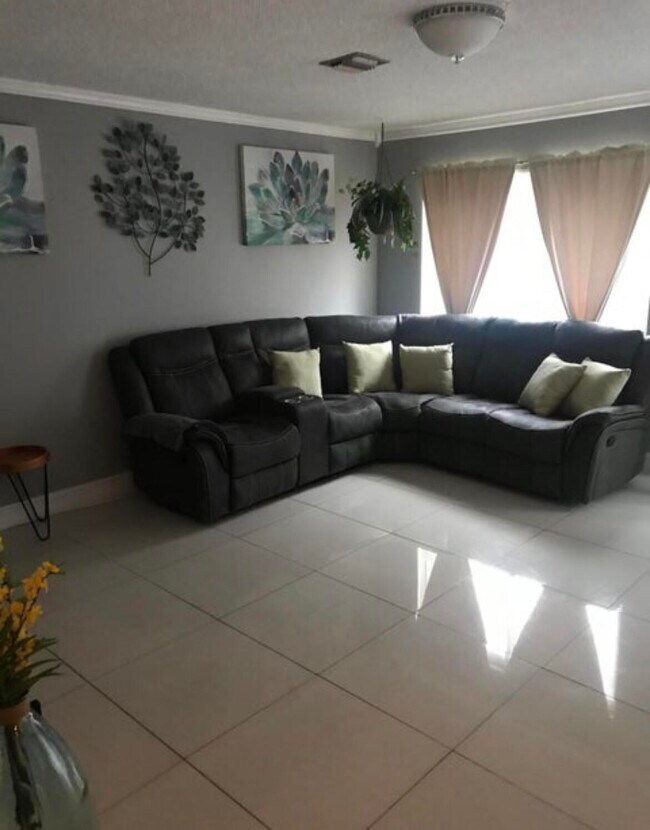 Foto del edificio - 3604 Inlet Cir