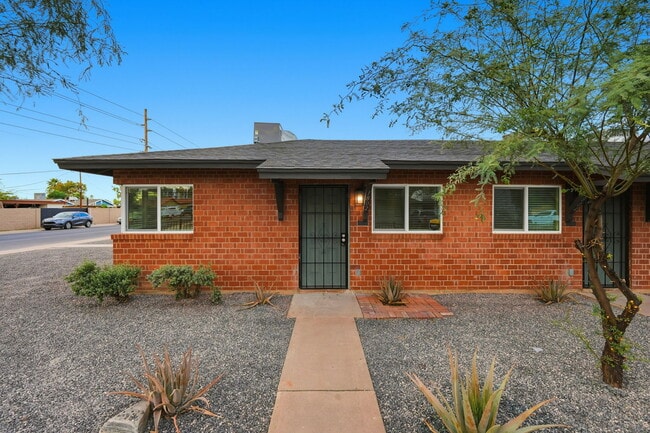 Foto del edificio - 1801 N 18th St