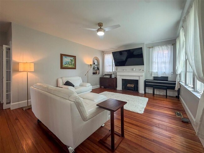 Foto del edificio - 417 SW 10th St