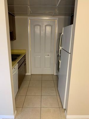 Building Photo - 2 Bedroom 2 Bathroom Condo