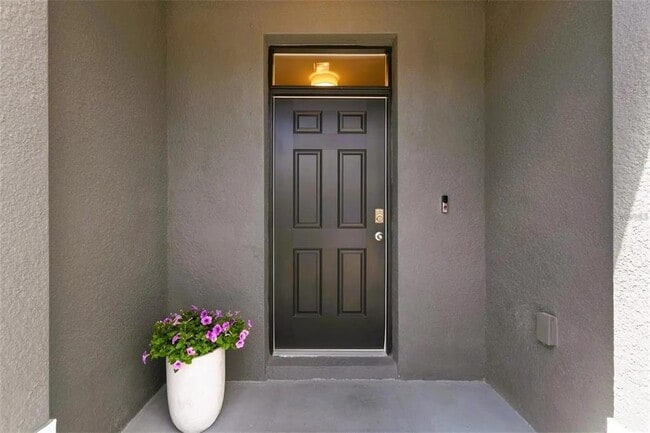Foto del edificio - 2879 Suncoast Blend Dr