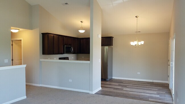 Foto del edificio - Fully Furnished 2Br/2Ba Rental Home - Seco...