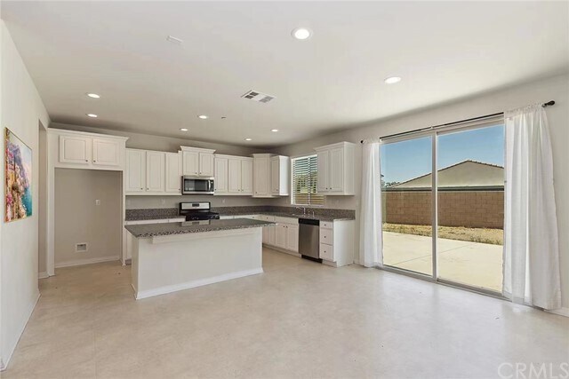 Foto del edificio - 7798 Poppy Ln