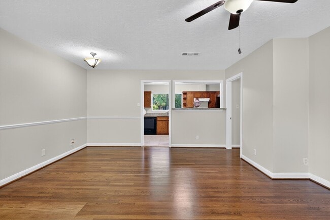 Building Photo - 9610 Maribelle Way