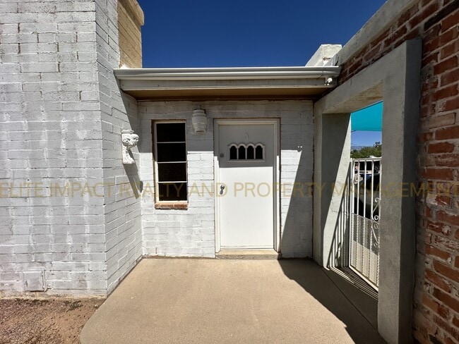 Building Photo - 1643 N Sonoita Ave