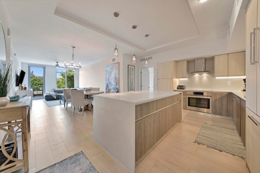 Photo - 111 SE 1st Avenue Unit 214