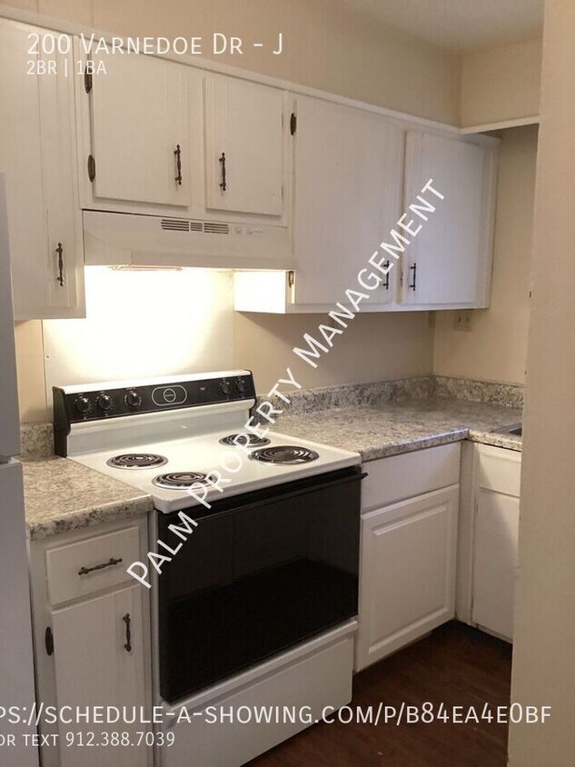 Foto del edificio - 200 Varnedoe Dr