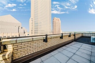 Building Photo - 99 W St Clair Ave