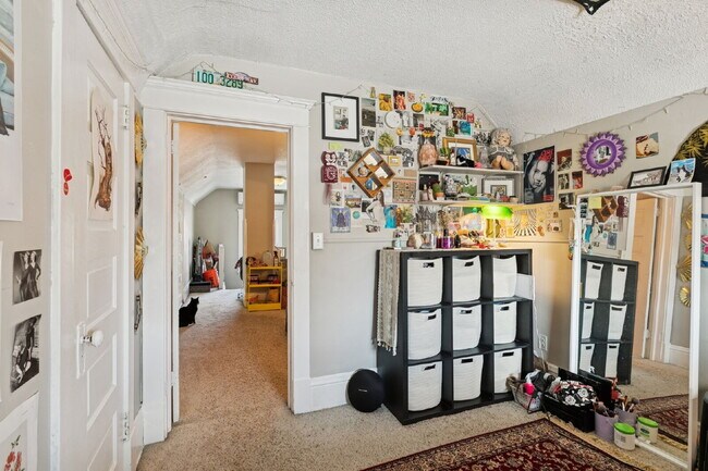 Foto del edificio - Beautiful single family home with near U of MN - 4 bed 2 bath - VIDEO TOUR