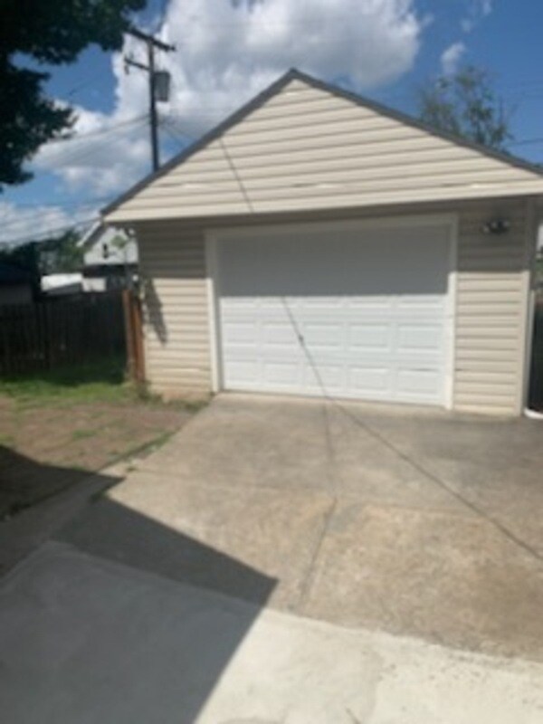 Building Photo - 4730 Horton Rd