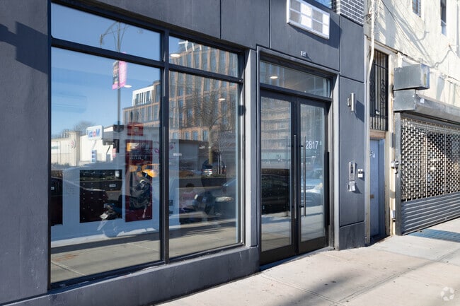 Entrance - 2815 Atlantic Ave