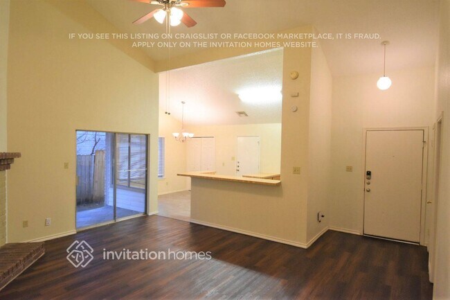 Foto del edificio - 2131 Goldspring Ln