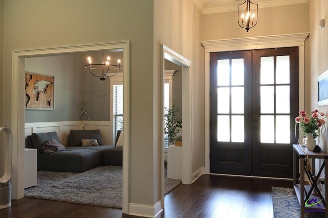 Foto del edificio - 214 Landings Pointe Ln