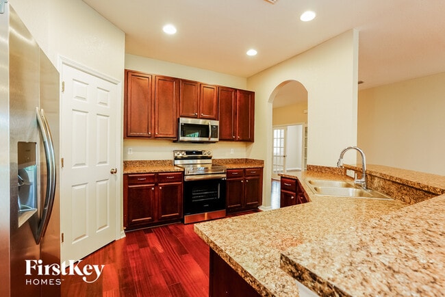 Foto del edificio - 479 Shadow Lakes Dr