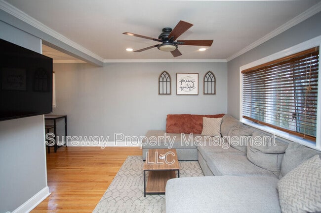 Foto del edificio - 403 University Blvd