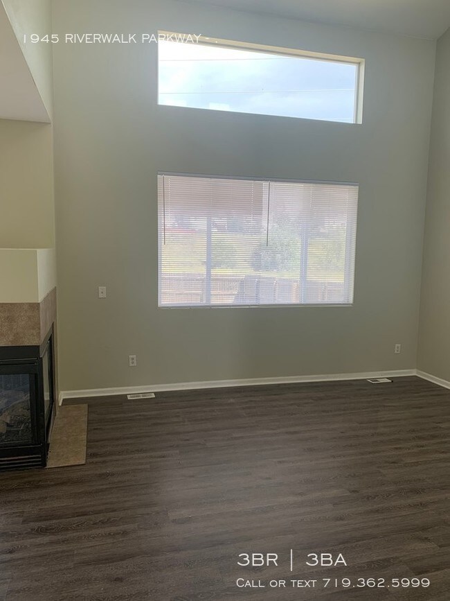 Building Photo - 2 Story with 3-Sided fireplace