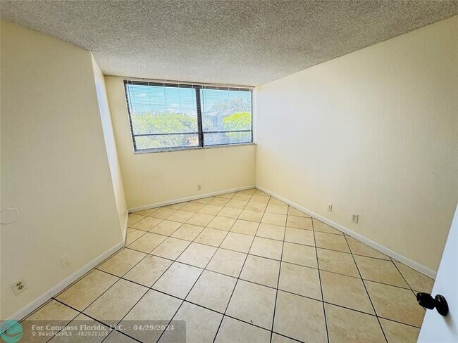 Foto del edificio - 1820 N Congress Ave