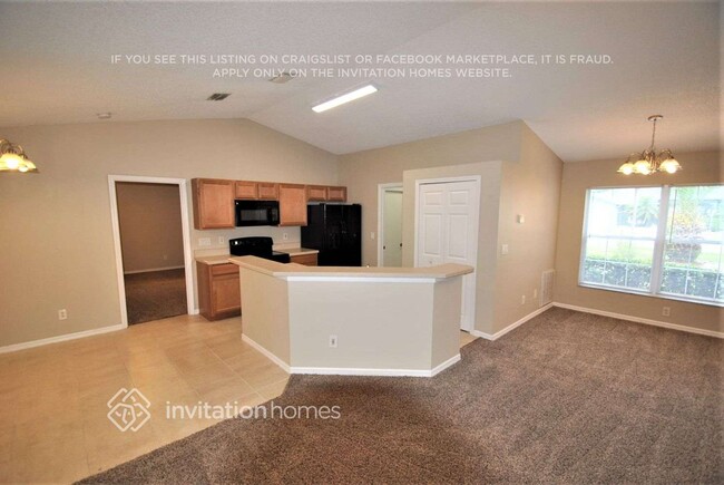 Building Photo - 6050 Ackard Ave