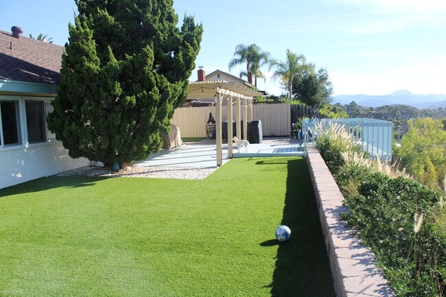 Building Photo - 4 br, 2 bath House - 10039 Canyontop Street