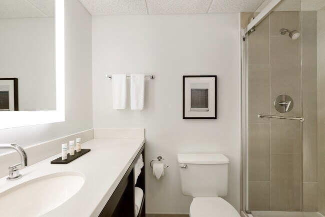 Foto del edificio - 661 NW 53rd St