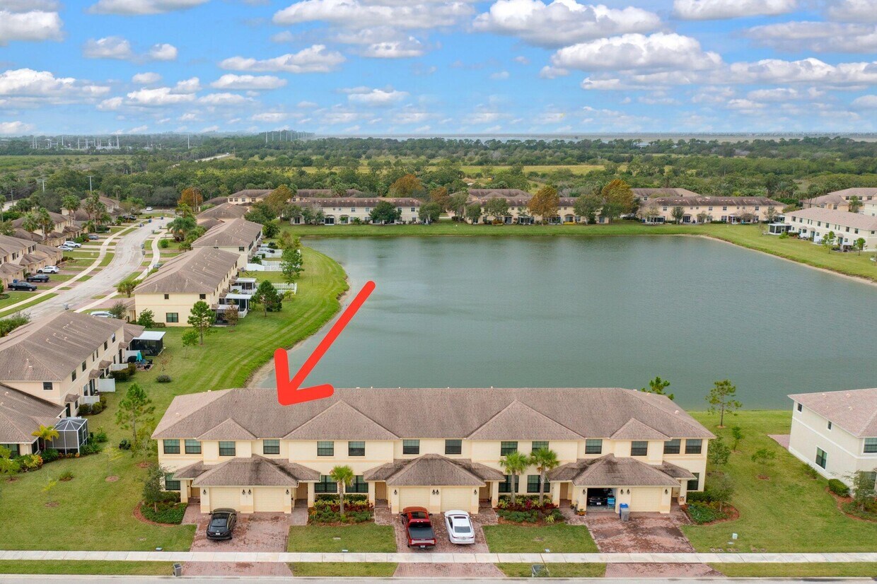 Primary Photo - 9856 E Villa Cir