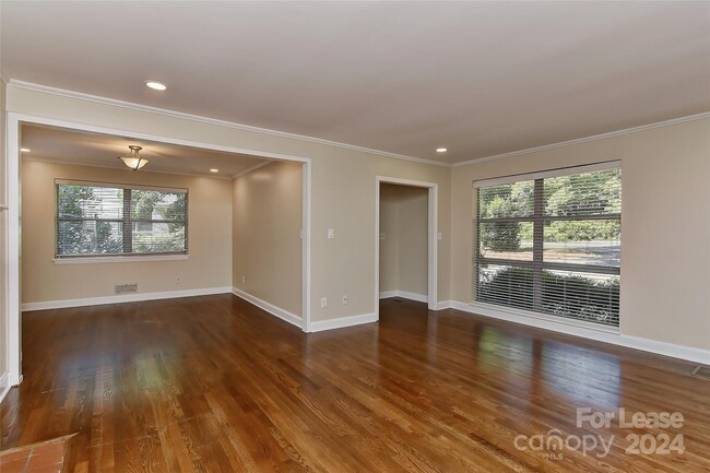 Building Photo - 1215 Sewickley Dr