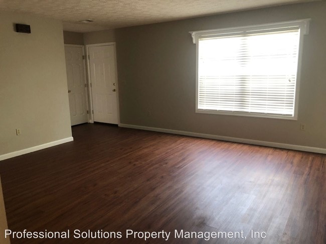 Building Photo - 254 S Collins St