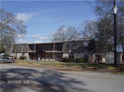 Foto del edificio - 104 E Waco St